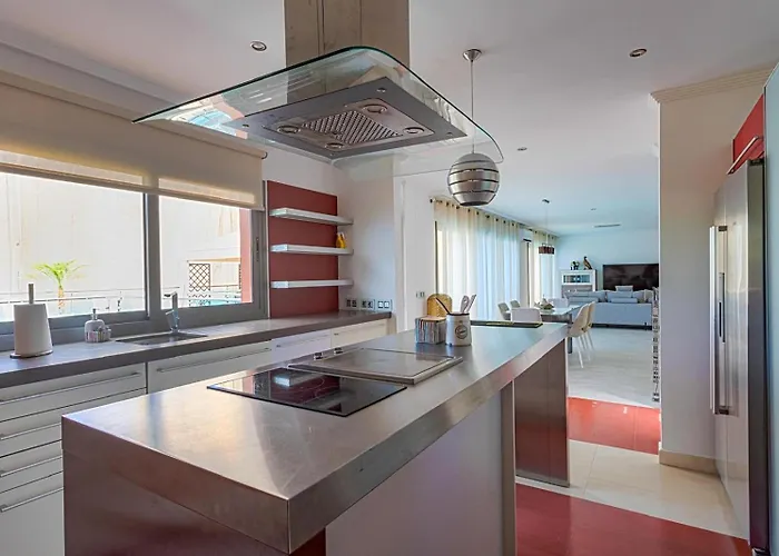 Amadores Con Piscina Privada Villa *
